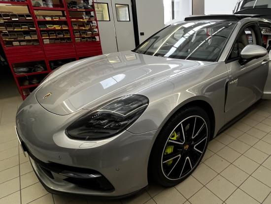 Porsche Panamera Mosconi 